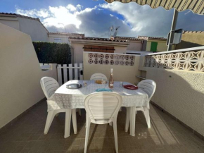 Pavillon Climatisé Proche Plage avec Terrasse et Parking - 4 Pers - FR-1-701-25